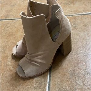 Chinese Laundry suede peep toe bootie worn once